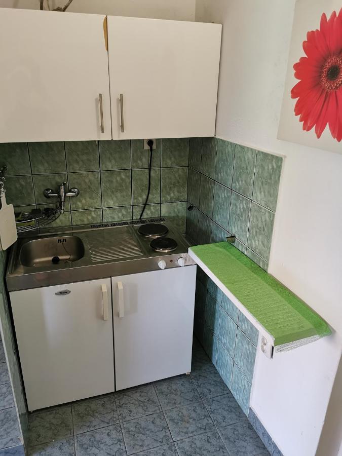Unique Apartments Malinska Bagian luar foto