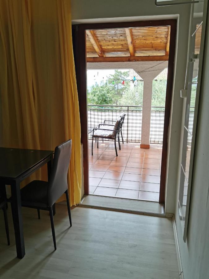Unique Apartments Malinska Bagian luar foto