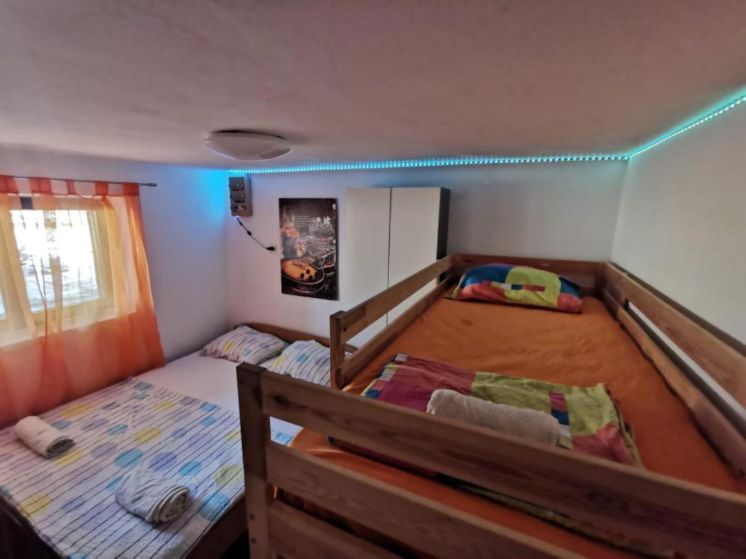 Unique Apartments Malinska Bagian luar foto